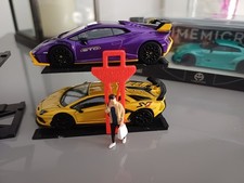 NEW Miniature 1:64 scale