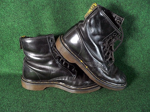 Size worn in doc martens - uk,