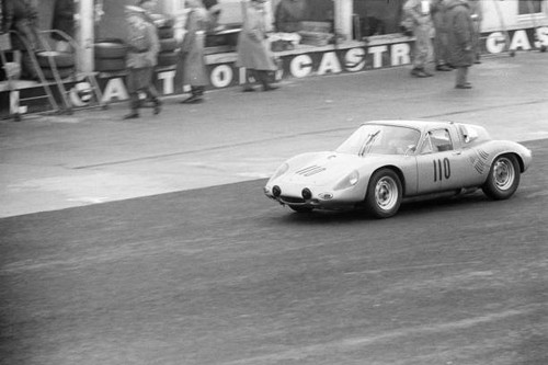 Dan gurney bonnier porsche - dan, jo