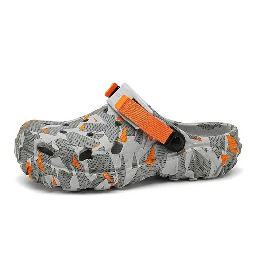 New men camo slip crocs - men’s,