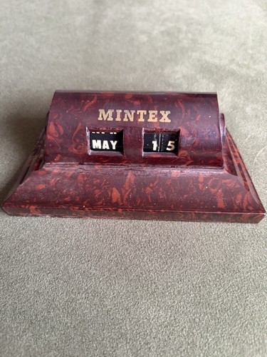 Vintage art deco bakelite - art,