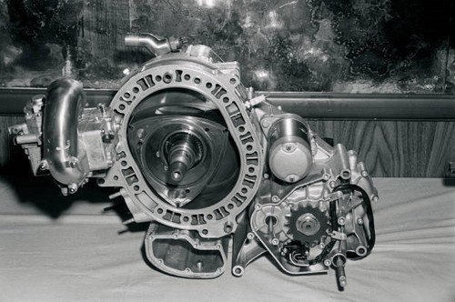 Suzuki rotary engine - -, a