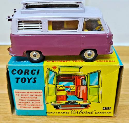 Corgi 420 ford - ford, thames