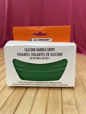 Le Creuset Silicone  Handle Grips -Set Of Two green
