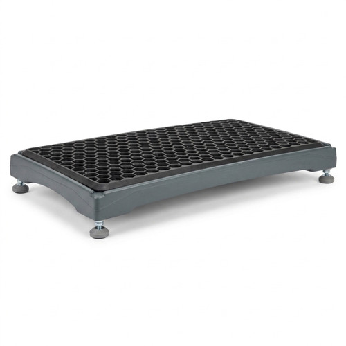 Half step with rubber mat - step,