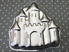 ? VINTAGE 1998 WILTON 2015-2031 CASTLE ? CAKE TIN MOULD PRINCESS BIRTHDAY