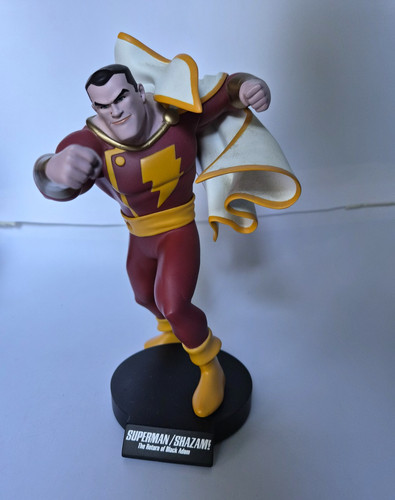 Direct shazam dvd maquette - shazam!,