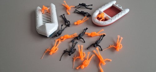 Job lot vintage 1990s toy - 18,