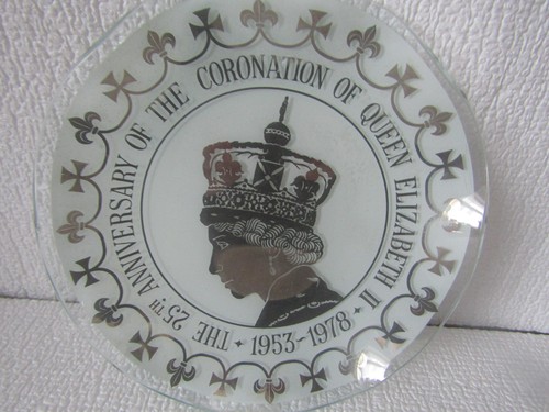 25th coronation queen - 25th, of