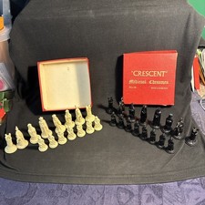 Chess Set,Crescent Toys # 18