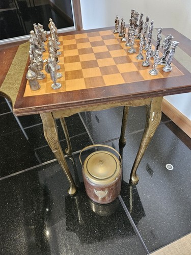 Vintage chess table and metal - table,