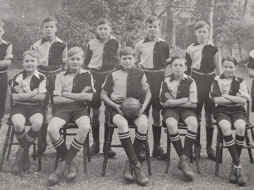 Vintage 1920 boys - 1920's, football