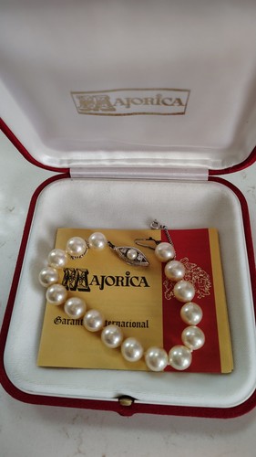 Majorica pearl bracelet