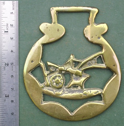 Cast horse brass plough free - cast,