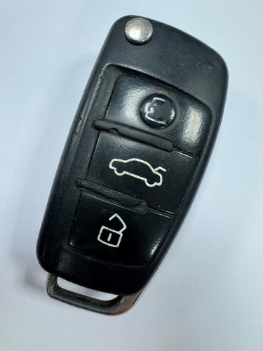 Audi flip key - fob, 3