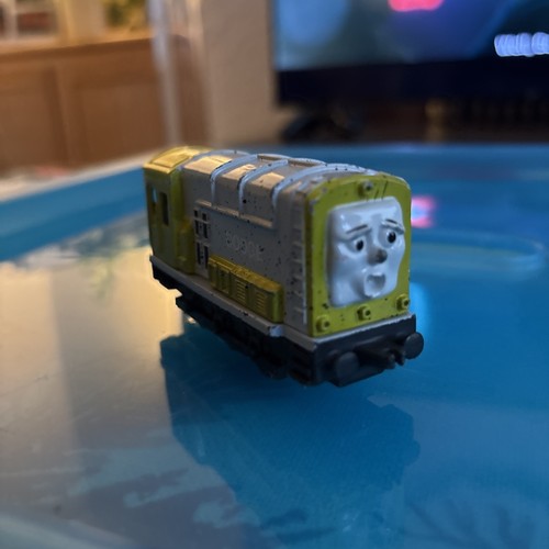 Dodge ertl thomas the tank - ertl,