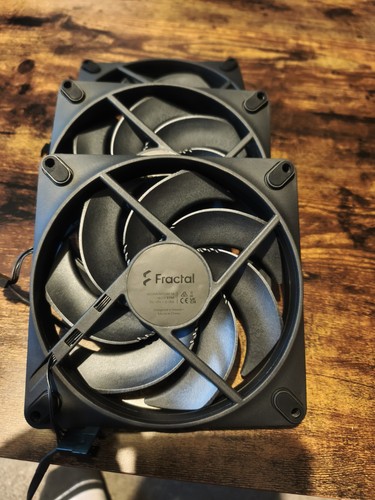 Fractal design momentum - fractal, 140mm