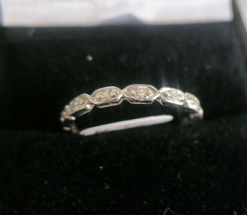 Stunning platinum diamond - stunning,