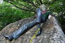 Photo 6x4 Oscar Wilde statue