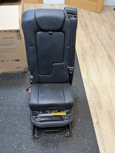 Black volvo xc90 - ‘15,