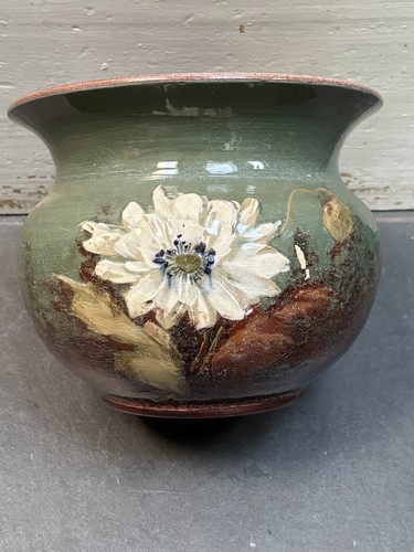 Vintage large langley pottery - large,