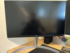 LG 27UL650-W 27 inch