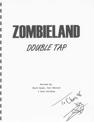 Zoey deutch signed autographed - zoey,