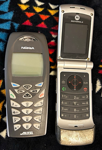 Nokia candybar phone - nokia,