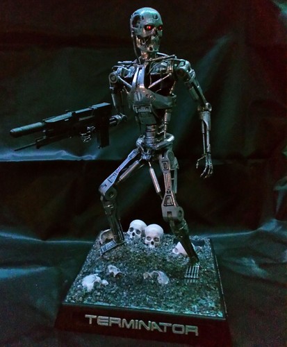 Terminator 800 resin - t-800,