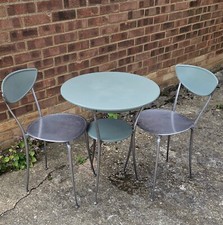 Italian Bistro Set by Arper.Rare aluminium designer bistro set.