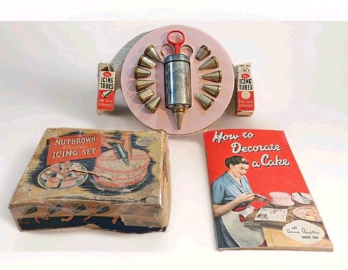 Vintage 1950 cake - vintage, 1950's