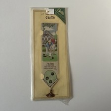 Cash's Woven Bookmark Crown