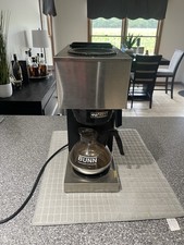 BUNN VPR BREWER 33200 Commercial Style Pourover COFFEE MAKER  TURNS ON