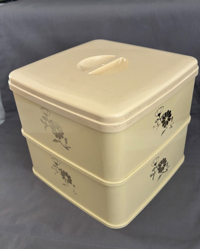 Stewart vintage tier cake - stewart,