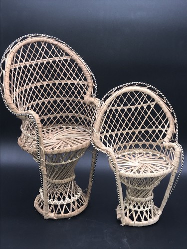 Pair wicker peacock - ,