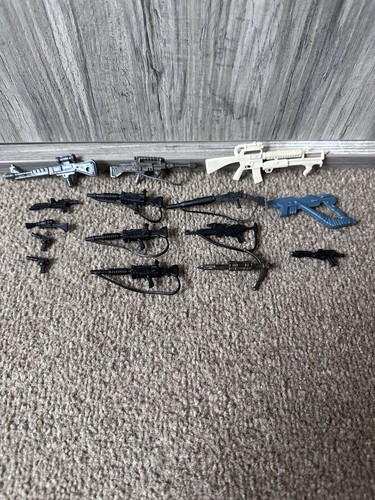 1977 1999 star wars weapons - star,