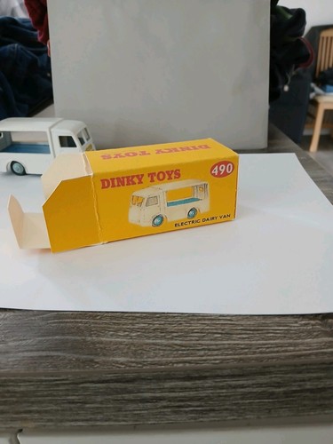 Dinky toy 490 milk - dinky, float