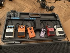 Guitar Pedal Board with Built-In Power Supply Effect And pedals. Details Below