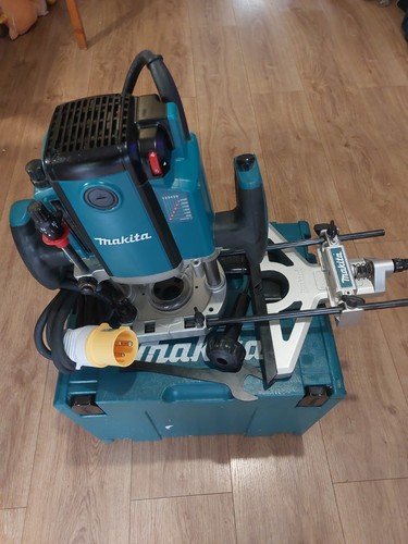 Makita rp2301fc wariable - 1/2",