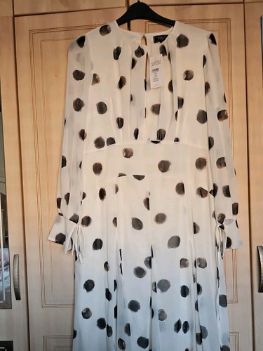 Lipsy london dress size new - size, 16