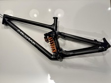 Atherton A200, Handbuilt