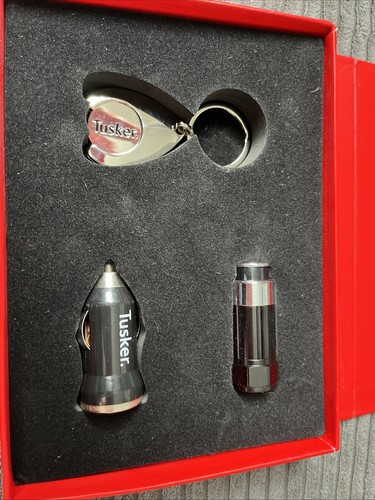 Tusker new car set - new,