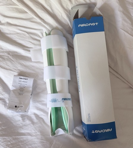 Aircast leg brace with - leg,