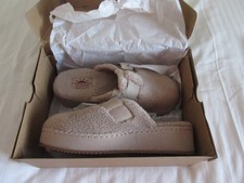 New unused Skechers Bobs