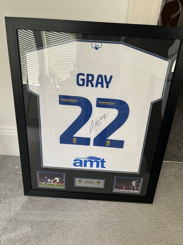 Signed archie gray leeds - gray,