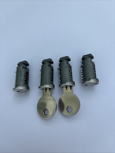 Thule set keys lock - of,