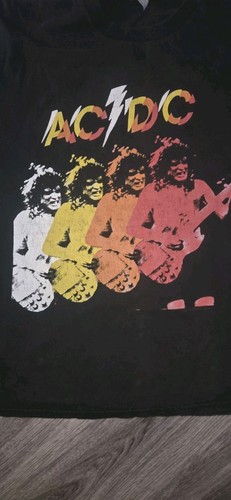 Black graphic t shirt - ac/dc,
