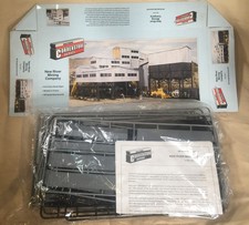 WALTHERS 933 3017 NEW RIVER