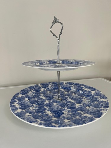 Two tier cake stand blue - two,