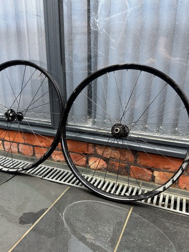 Specialized roval wheelset - specialized,